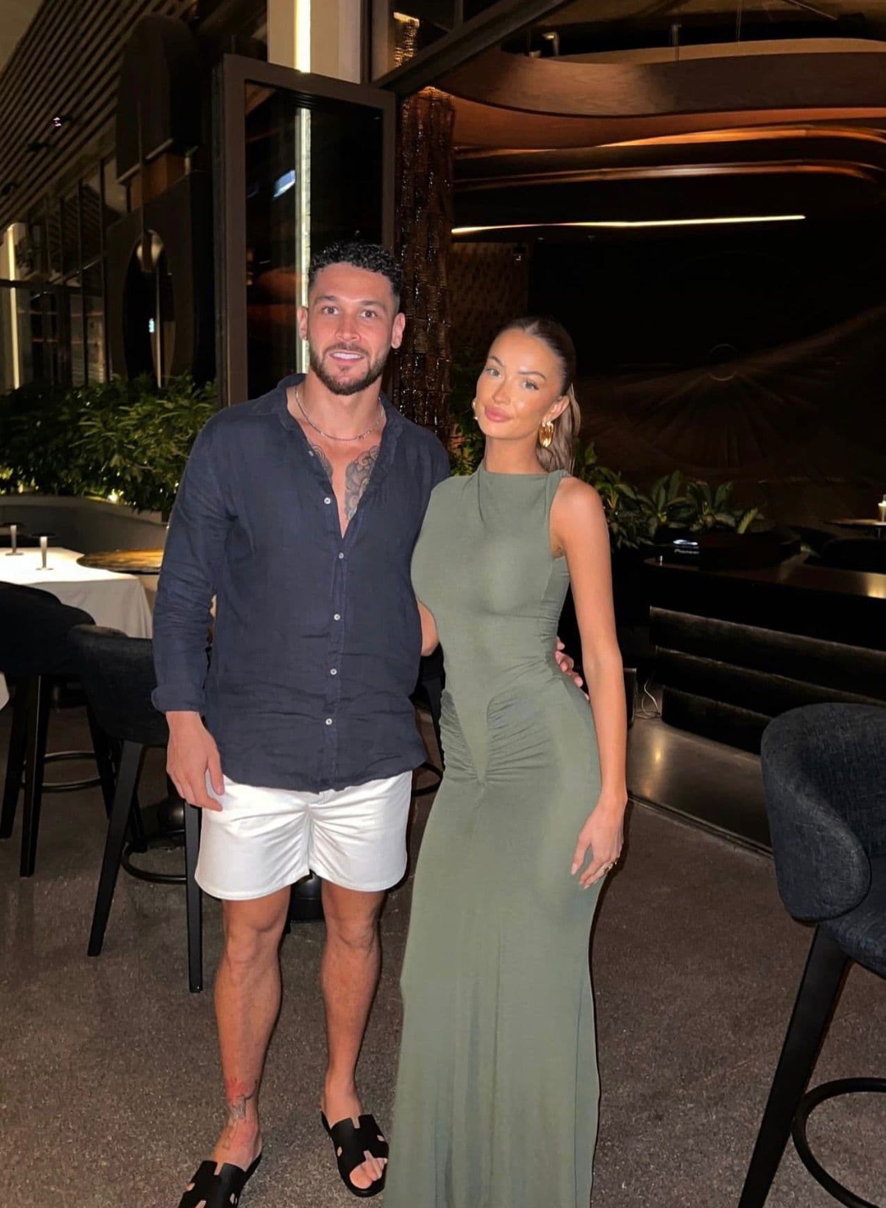 Happy customer moment